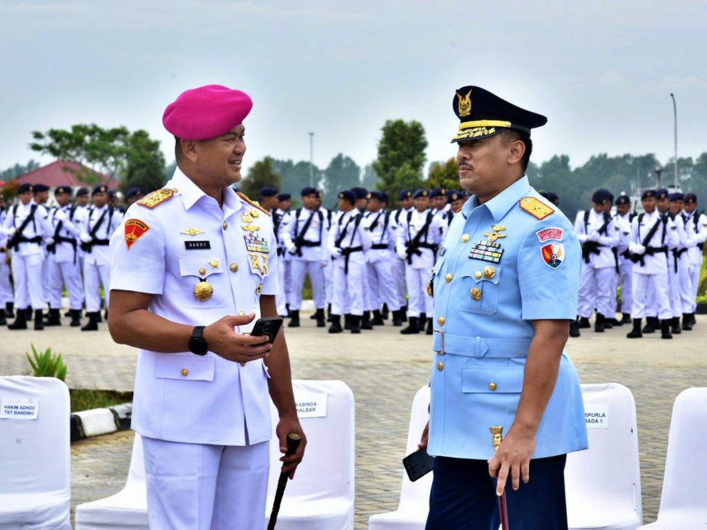 Danlantamal III Jakarta Menghadiri Upacara Serah Terima Jabatan Danlantamal XII Pontianak